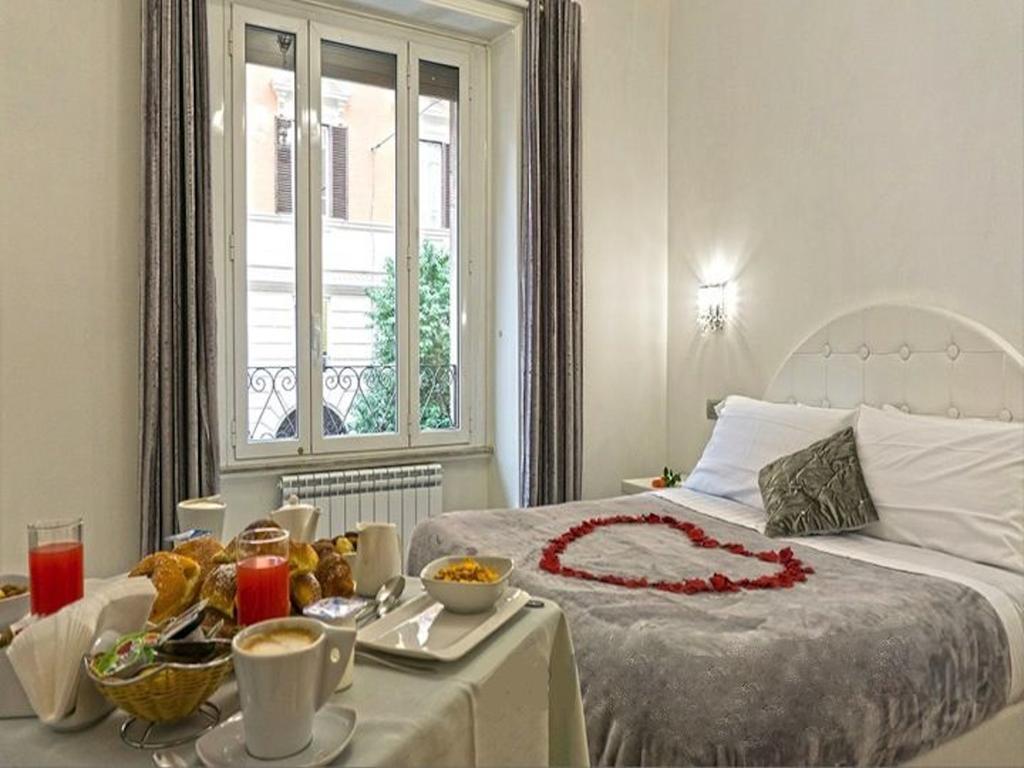 Couette-café Vatican Grand 2*